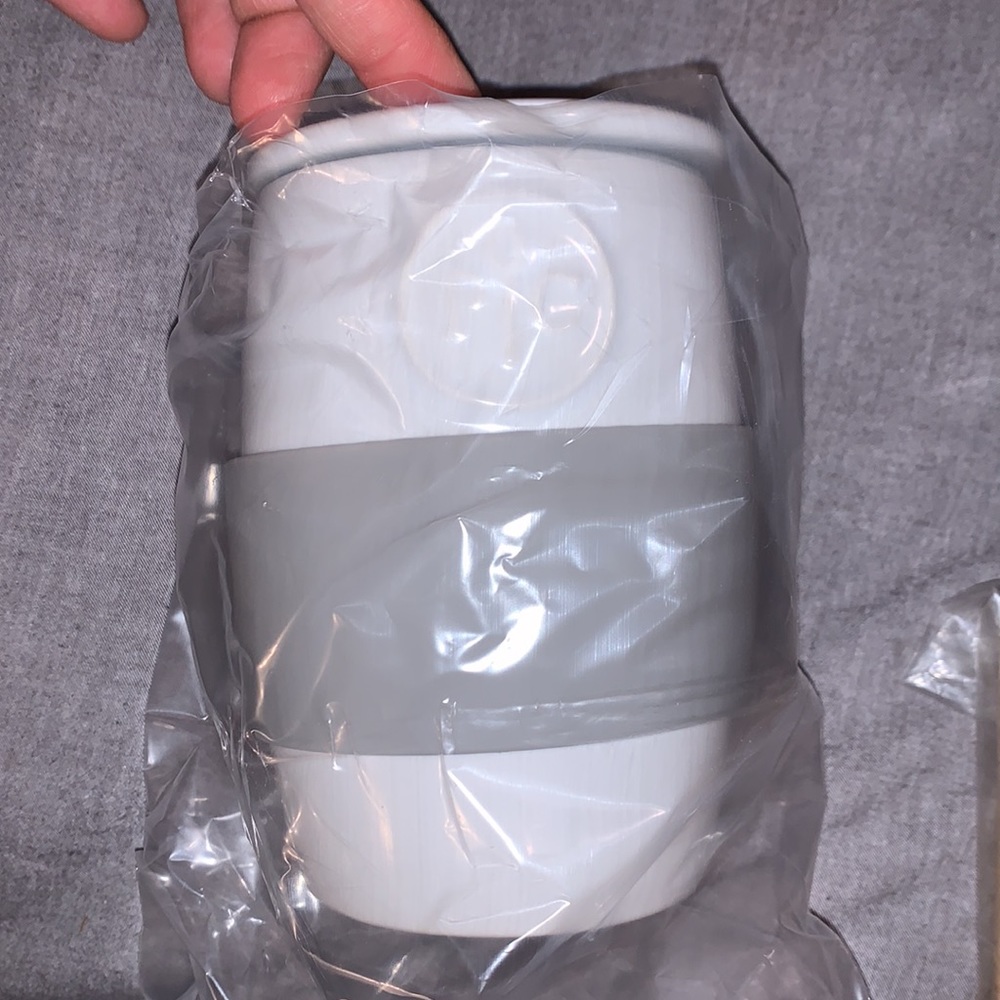 NWB Pampered Chef Ceramic Egg Cooker